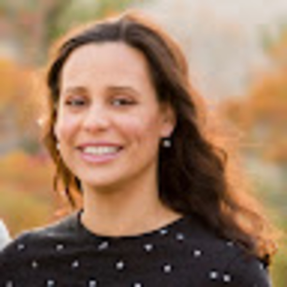 Meet your Posher, Julia